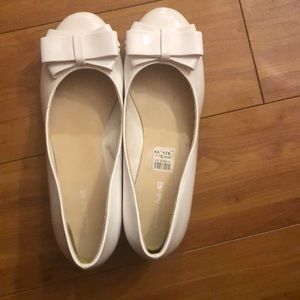 white dressing shoe